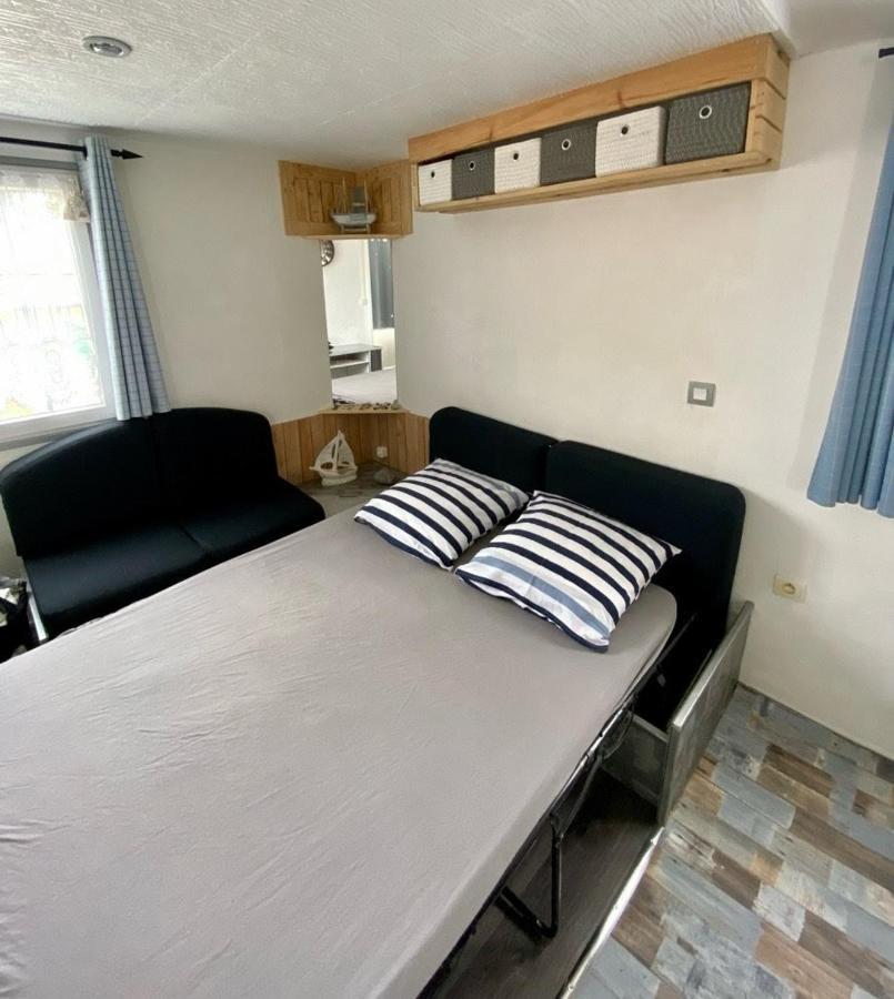 Mobilhome Emplacement 21 Biville-sur-Mer Екстериор снимка